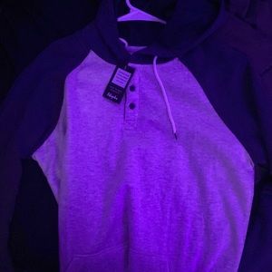 Estobia Hoodie Shirt